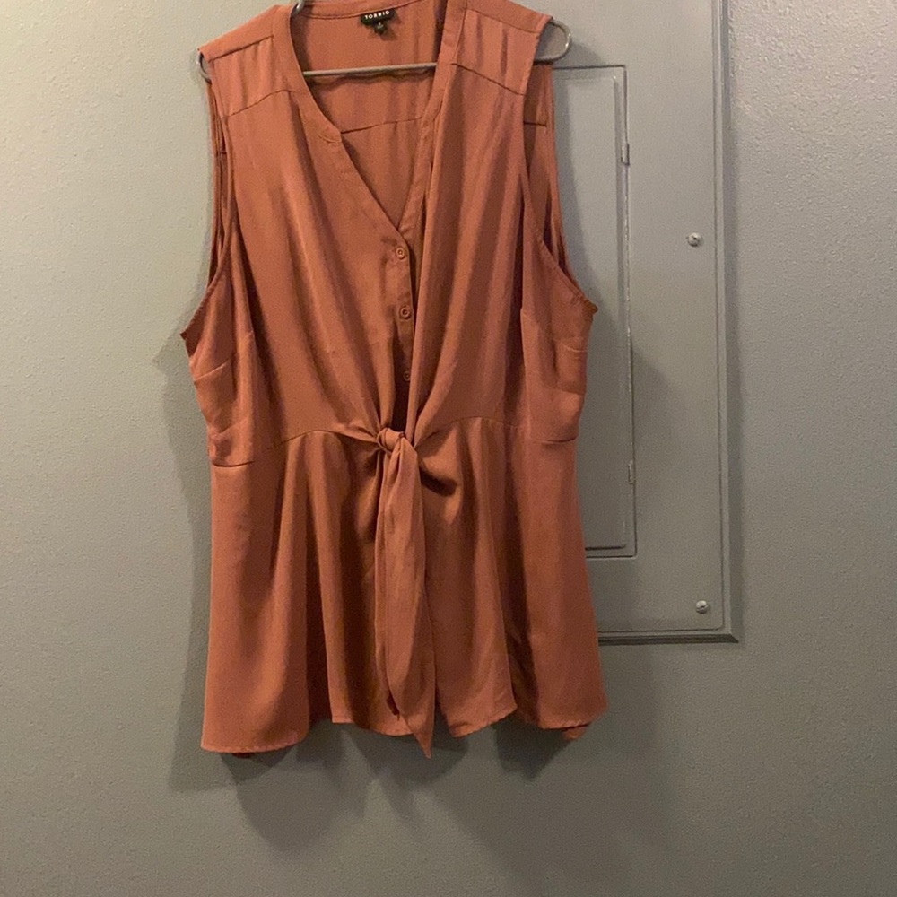 Button front tank blouse